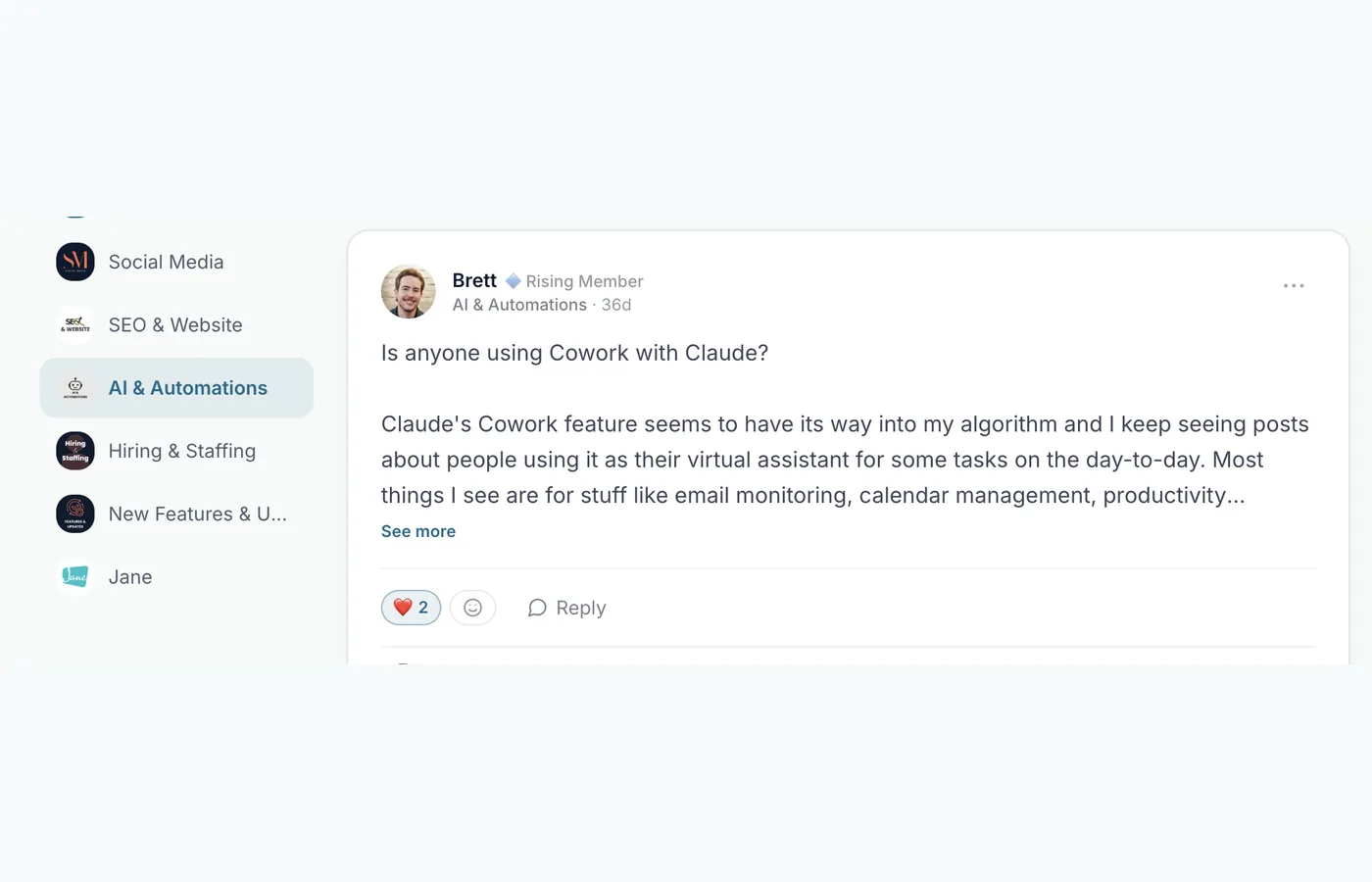 Cliniverse community feed showing clinic owners sharing what is working in their marketing