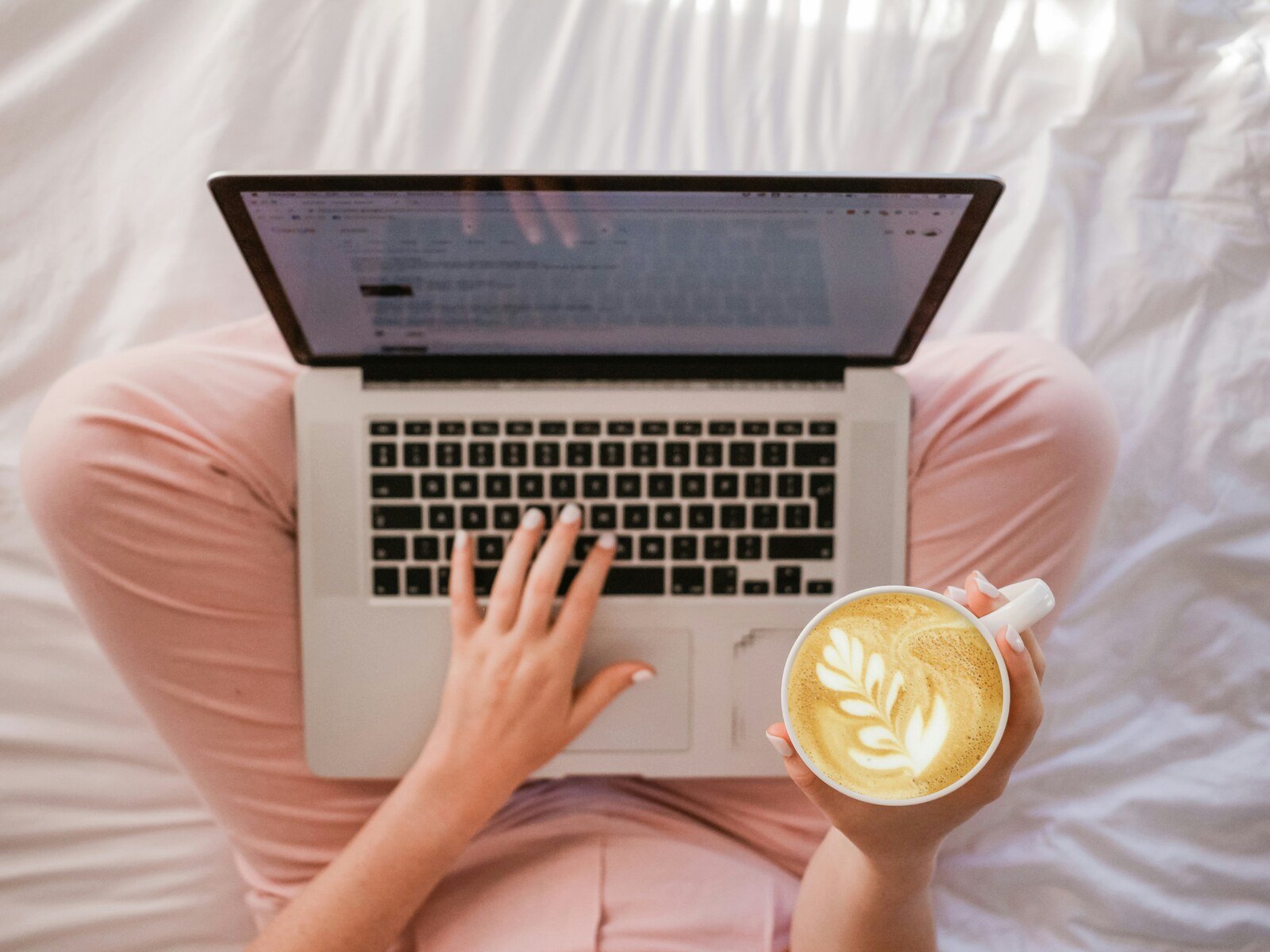 How Many Blog Posts Are Published Daily? [Latest Stats & Trends]