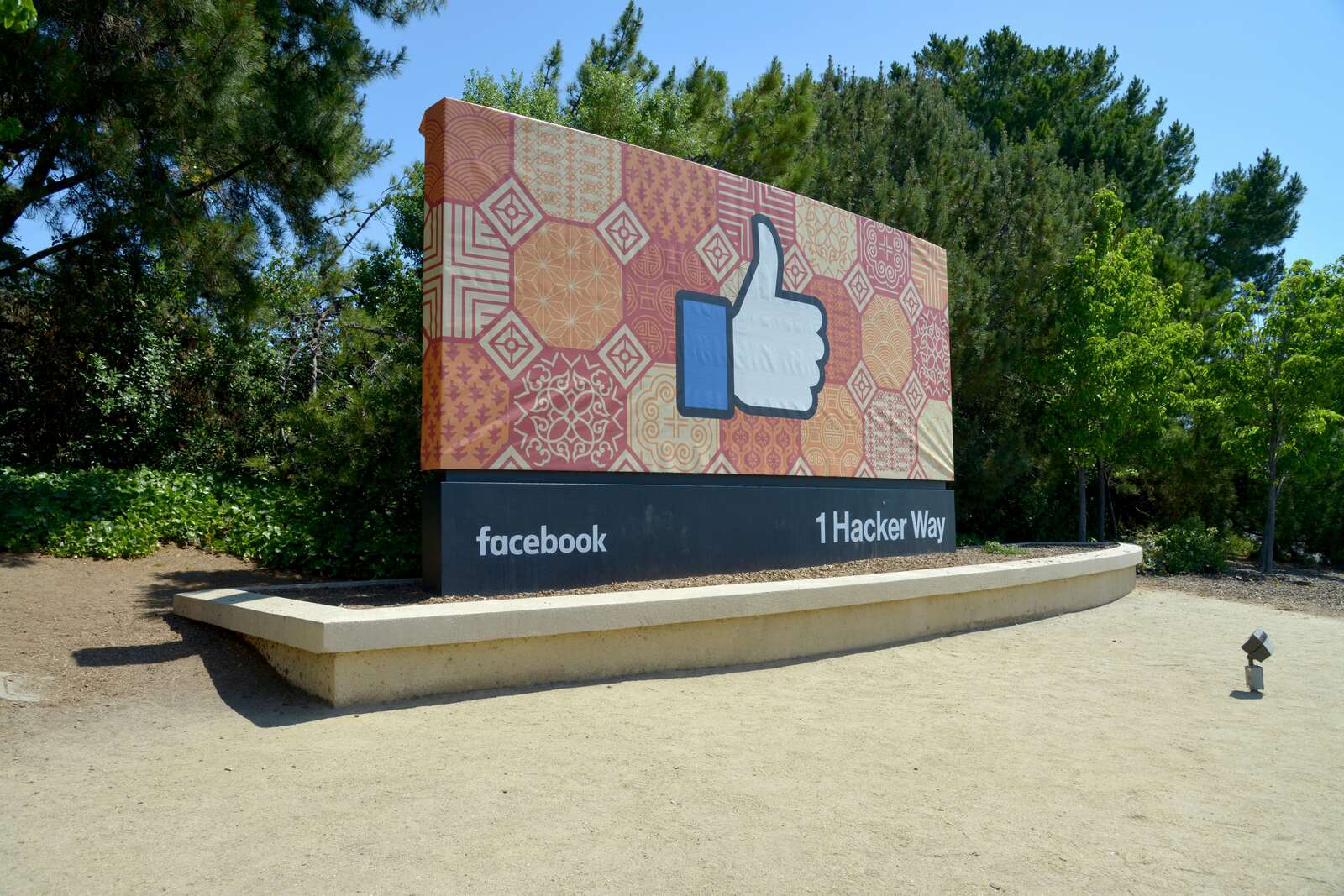 How To Spy On Your Competitors Facebook Ads For Free